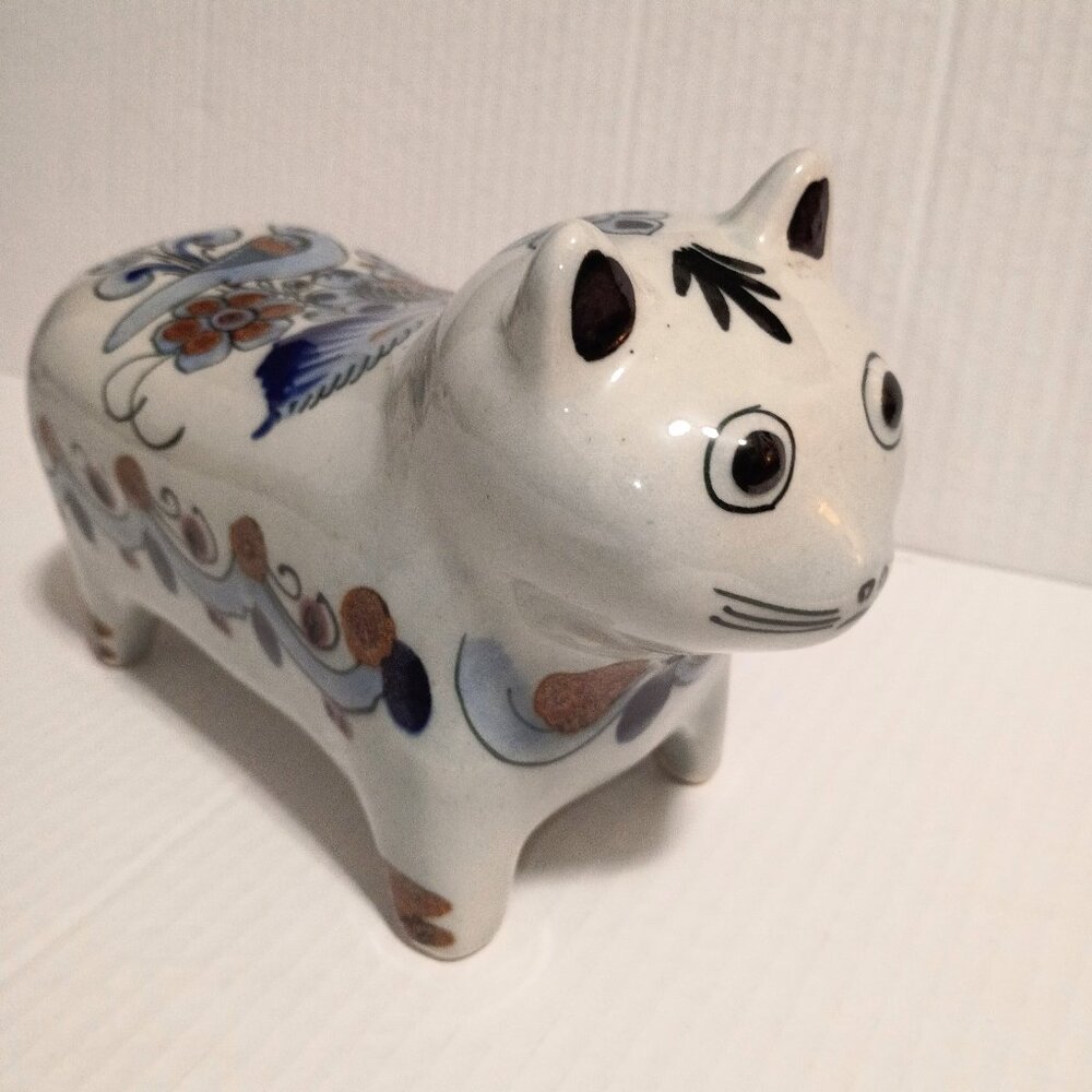 Vintage Mexican hand -painted Ken Edwards signed cat figurine